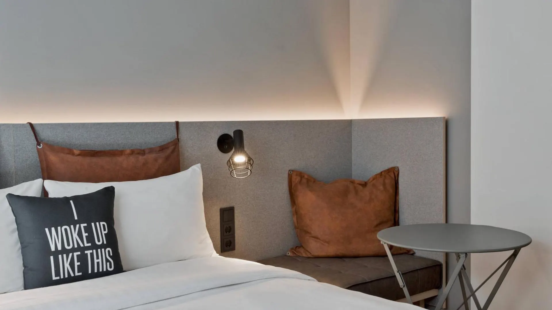 Hotel Moxy Frankfurt City Center Frankfurt am Main