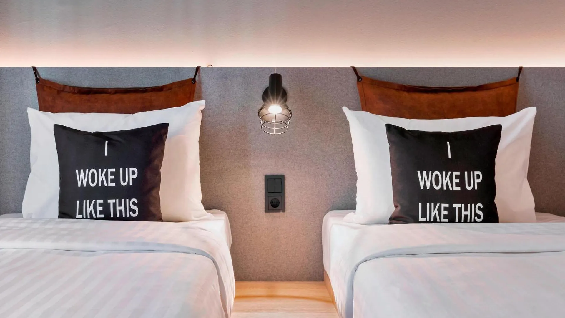 Moxy Frankfurt City Center Frankfurt am Main